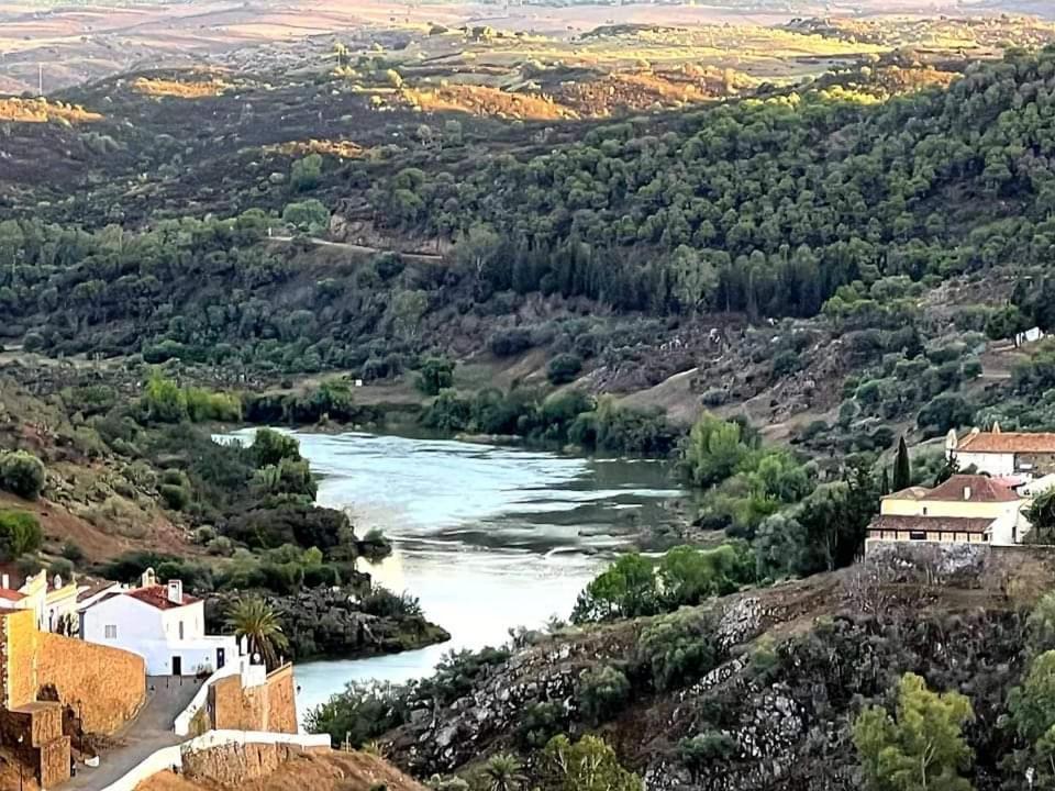Vila A Casa Da Carolina Mértola Exteriér fotografie